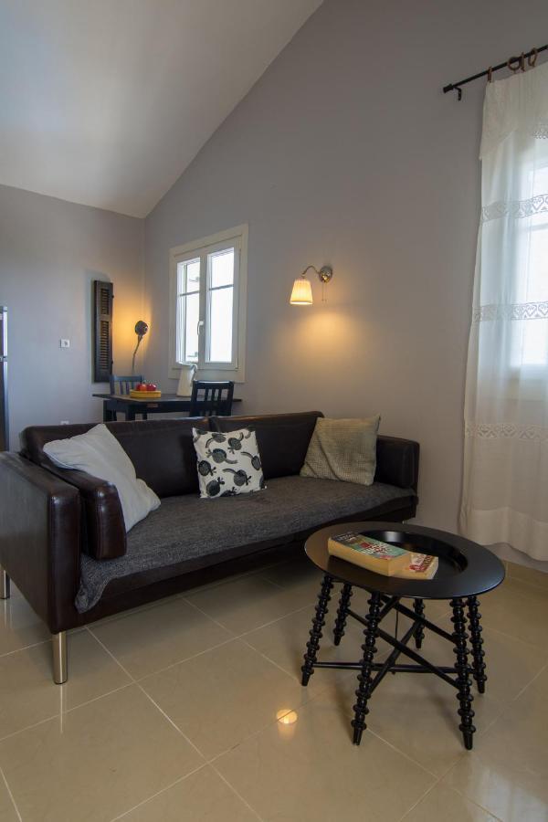 Villa Elaia Suites & Apartments No.1 Γάιος Εξωτερικό φωτογραφία
