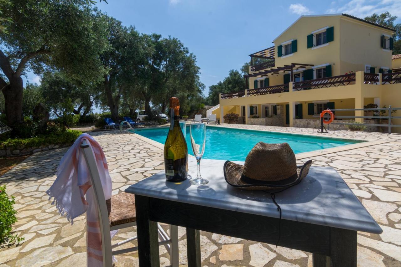 Villa Elaia Suites & Apartments No.1 Γάιος Εξωτερικό φωτογραφία